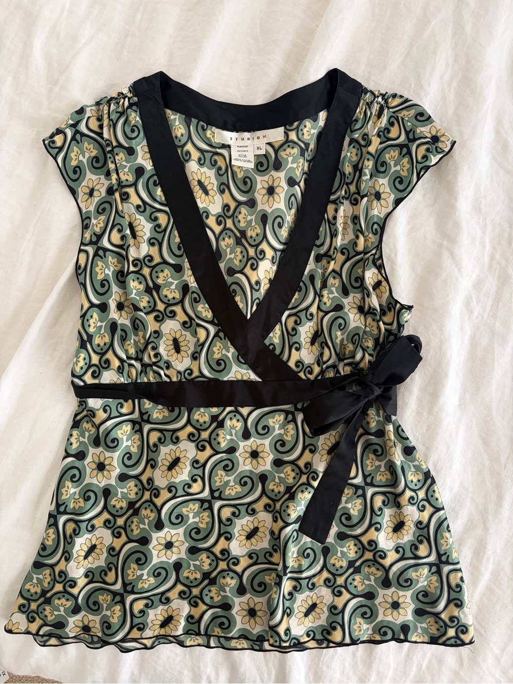 Xl Y2K mock wrap top with ribbon
